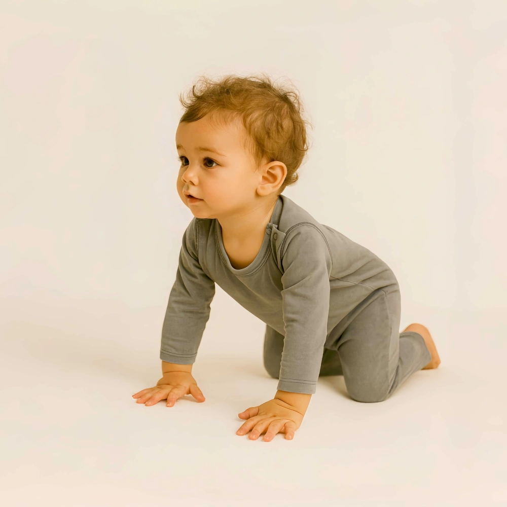 Senseng Plant-dyed organic-cotton long sleeve button baby romper (K1230820)