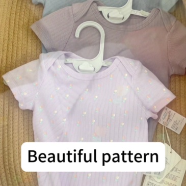 Plant-Dyed Organic Cotton Envelope-Neck Short Sleeve Baby Bodysuit