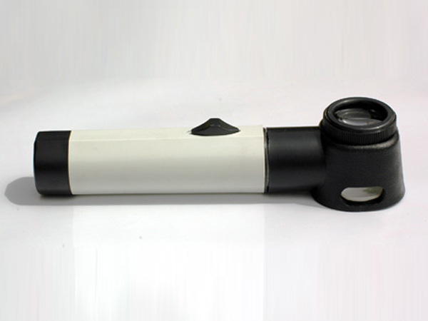 Handheld Magnifier C-651 Series with LED light Illumination  with Reticle
