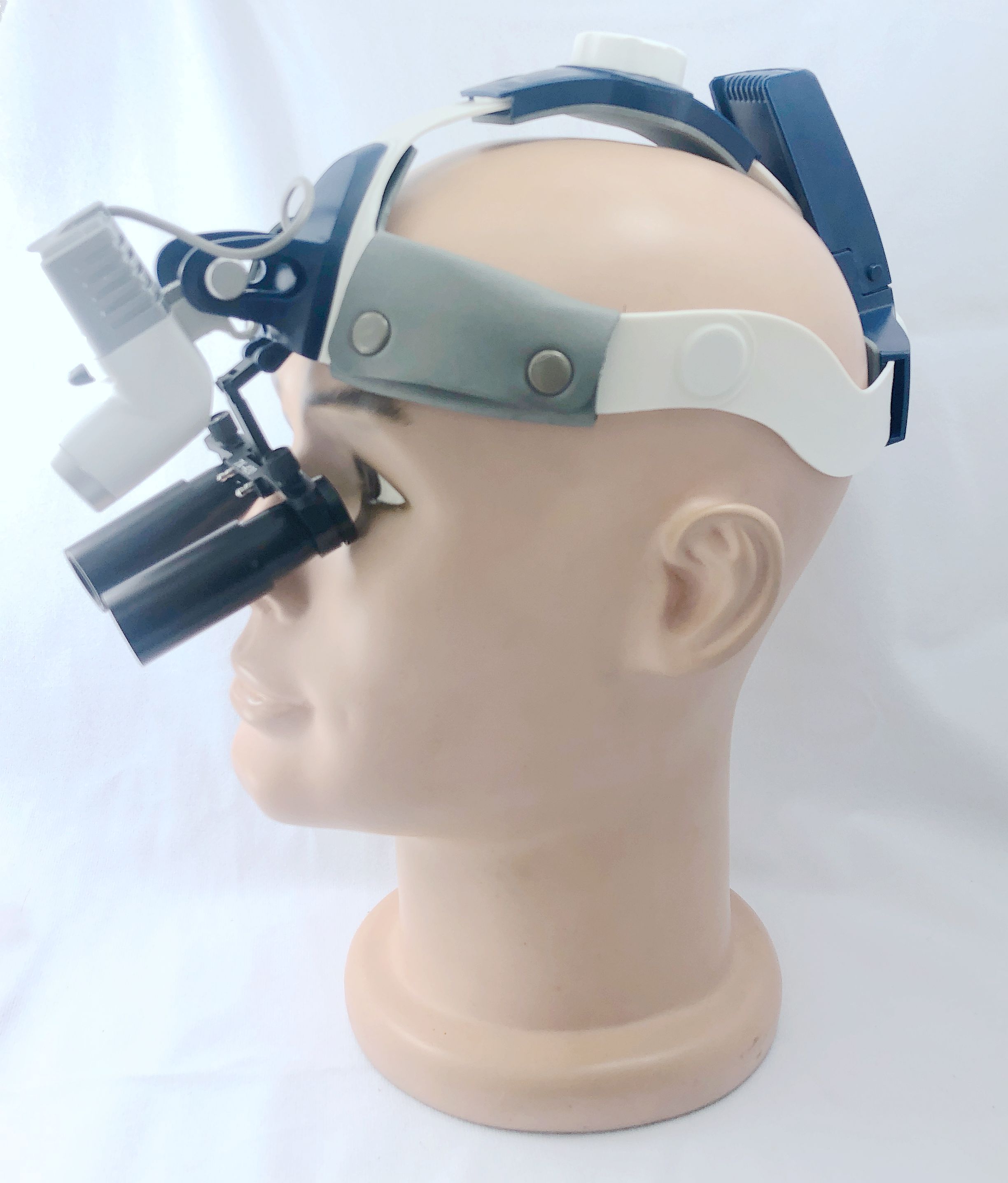 Headband Surgical LED light Medical Lamps CKD205AY-2  5W  (cordless)    2 pieces  battery