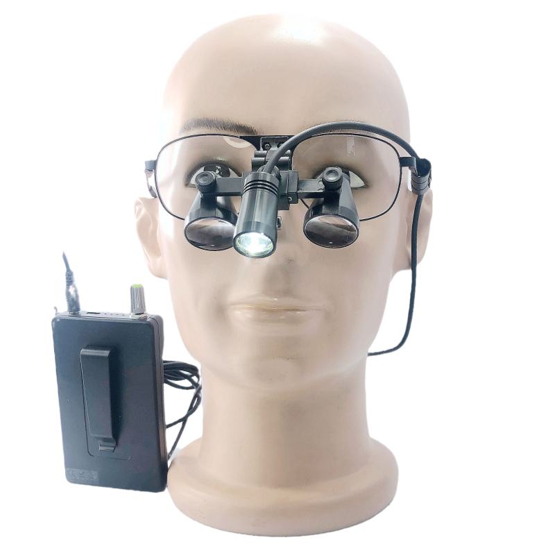 High quality CHL medical light CHL-JC-M08B-CP with Flip Up dental surgical loupes  2.5x 3.0x 3.5x with Titanium  frames 