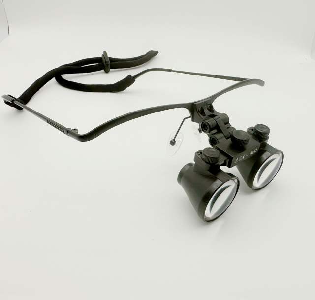 Flip Up dental surgical loupes 2.5X 3.0X 3.5X With no lens staiinless steel frames