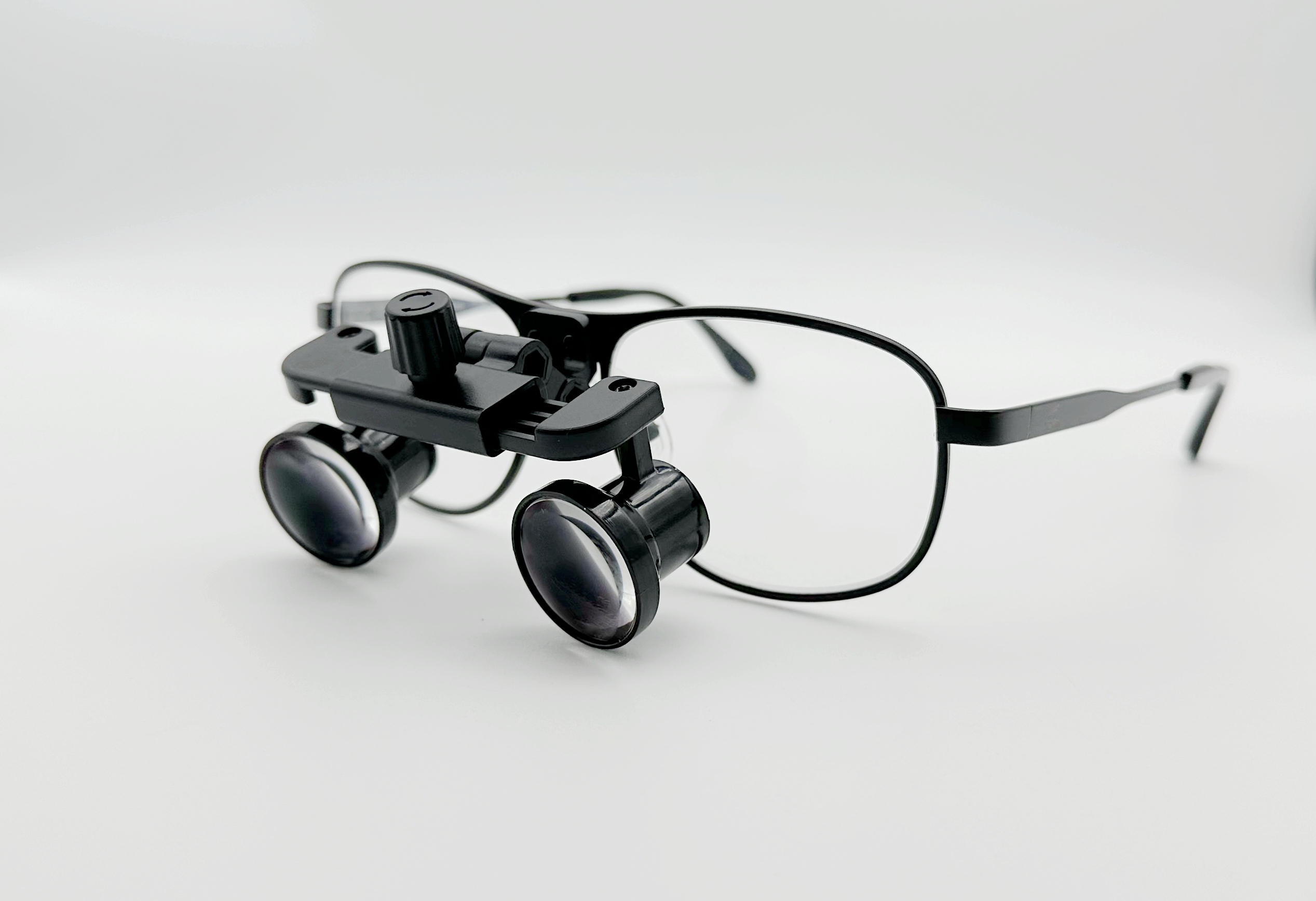 CHL Flip Up dental loupes surgical Loupes 2.5x 3.0x 3.5x with Titanium Frames CHL serie