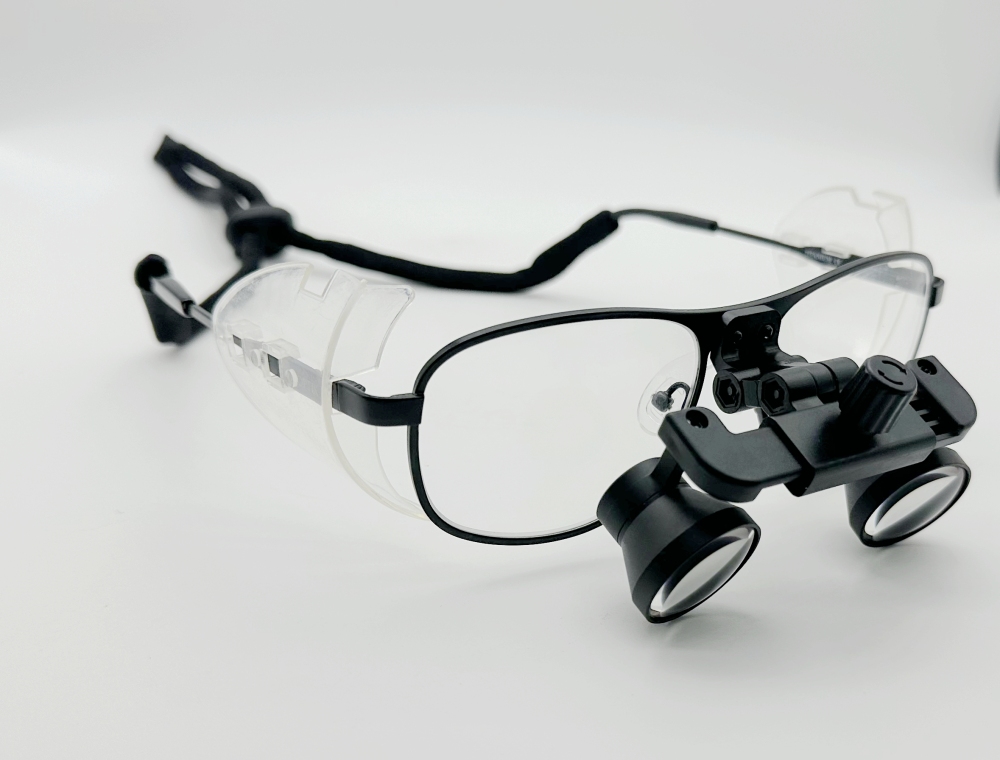 New Flip Up dental loupes surgical Loupes 2.5x 3.0x 3.5x with Titanium Frames CHL-Pro series