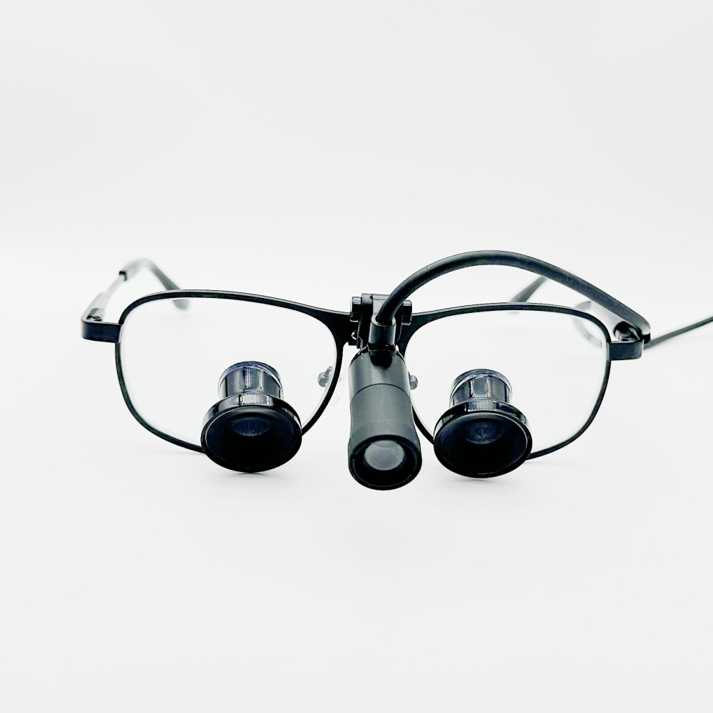 New custom made TTL loupes dental loupes surgical loupes medical loupes with LED Light CHL-JC-M06C-BP