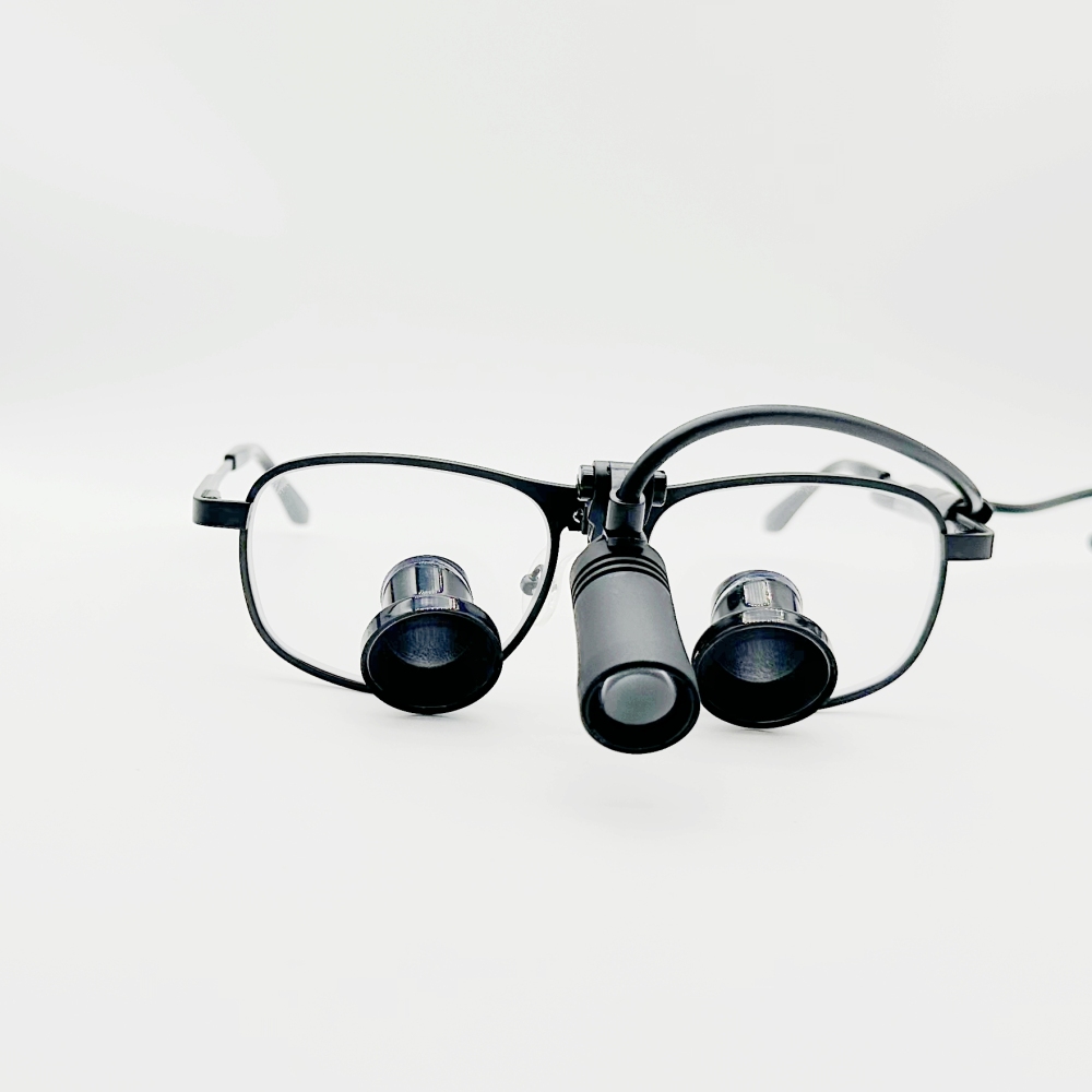 New design Slim Custom Made TTL dental loupes surgical loupes 2.5x 3.0x 3.5x With Mecial lamps CHL-JC-M08P-CP