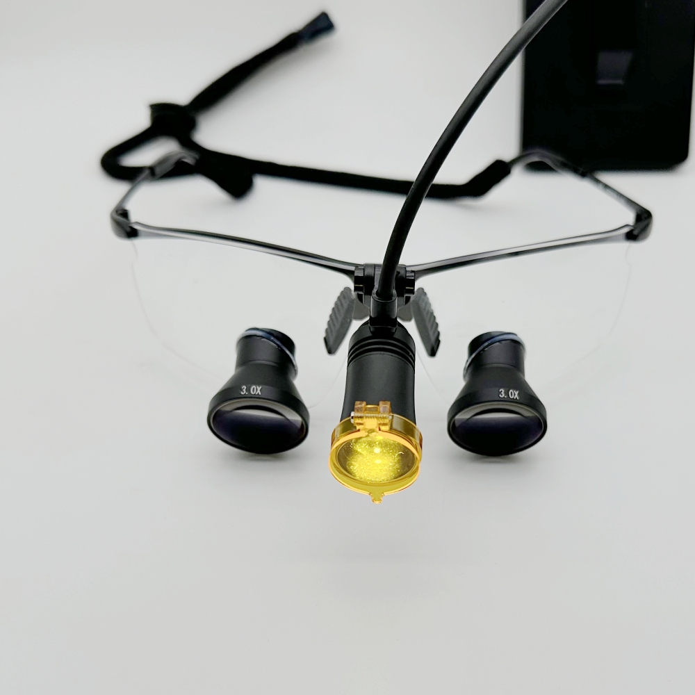 New Sporty TTL Dental loupes Surgical loupes Medical Magnifying Glasses 2.5x 3.0x 3.5x Titanium Frames