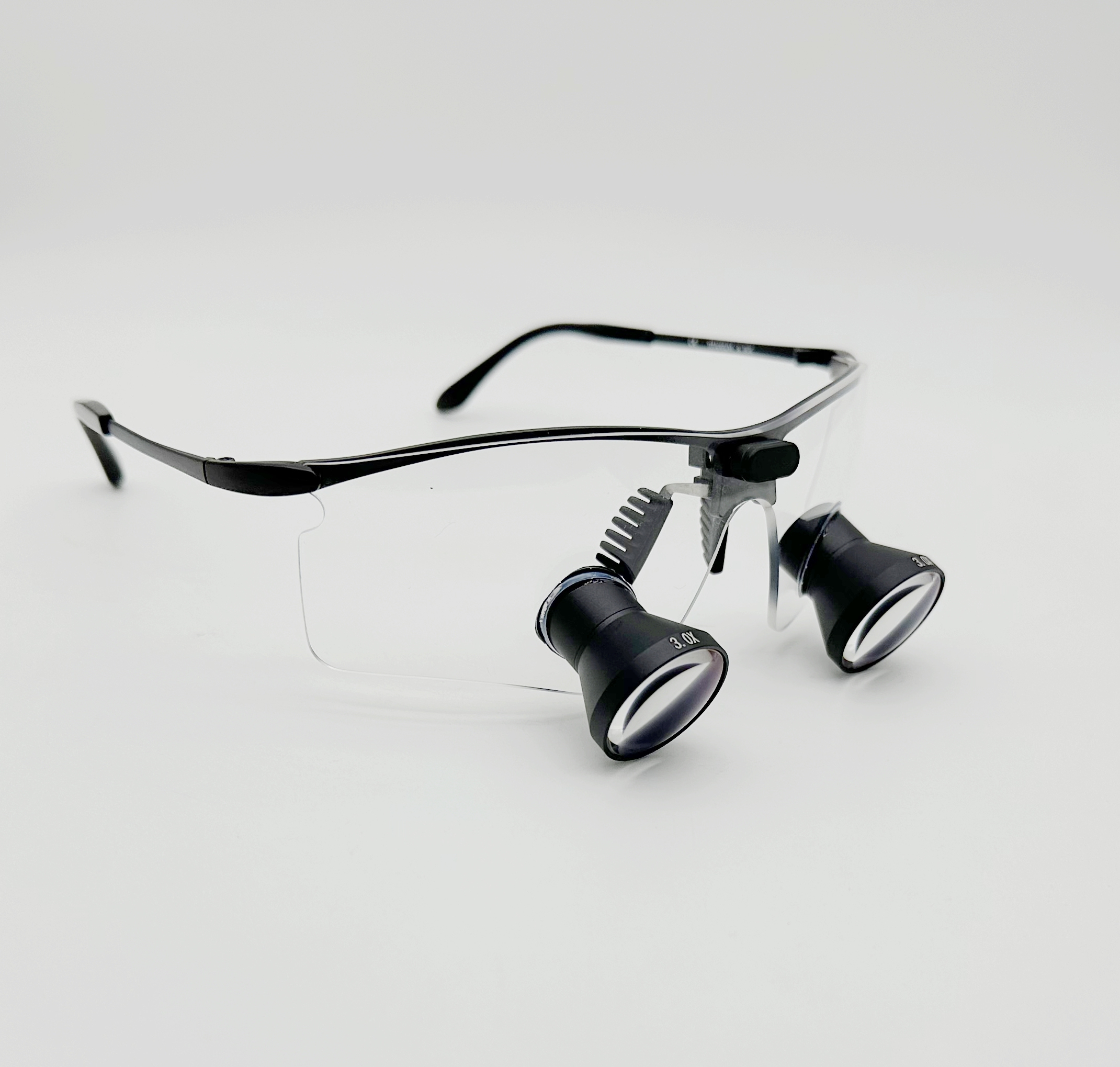 TTL Dental loupes Surgical loupe 2.5x 3.0x 3.5x New Sporty Titanium Frames