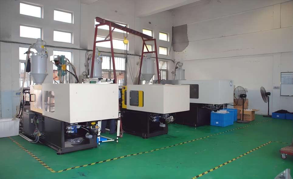 PET PRODUCTS LEADER