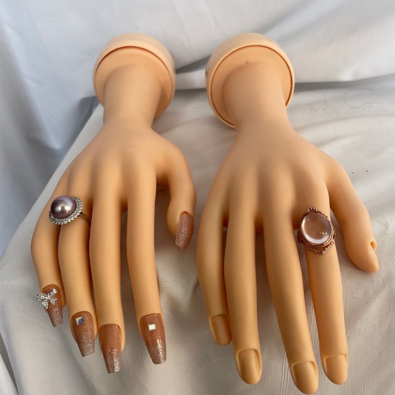 High Quality Mannequin Hand PVC Materials Easy to Bend for Nail Practice and Jewelry Display