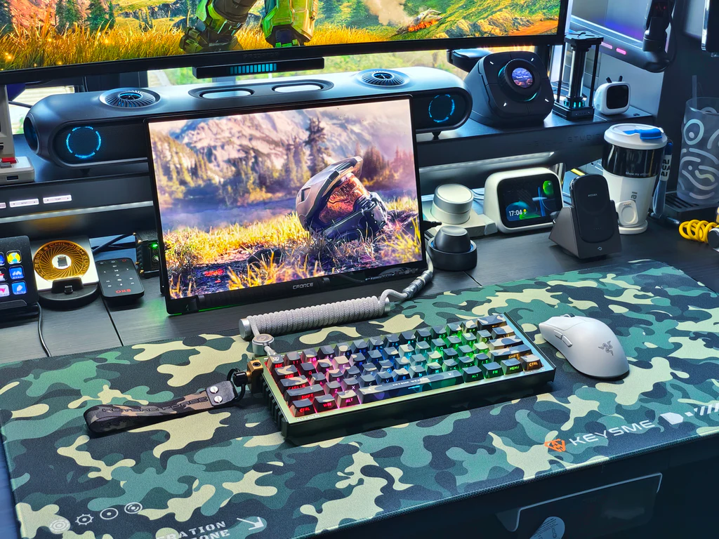 CNC Aluminum Keyboard Case - Modular Build & Sound Kit | GATERON