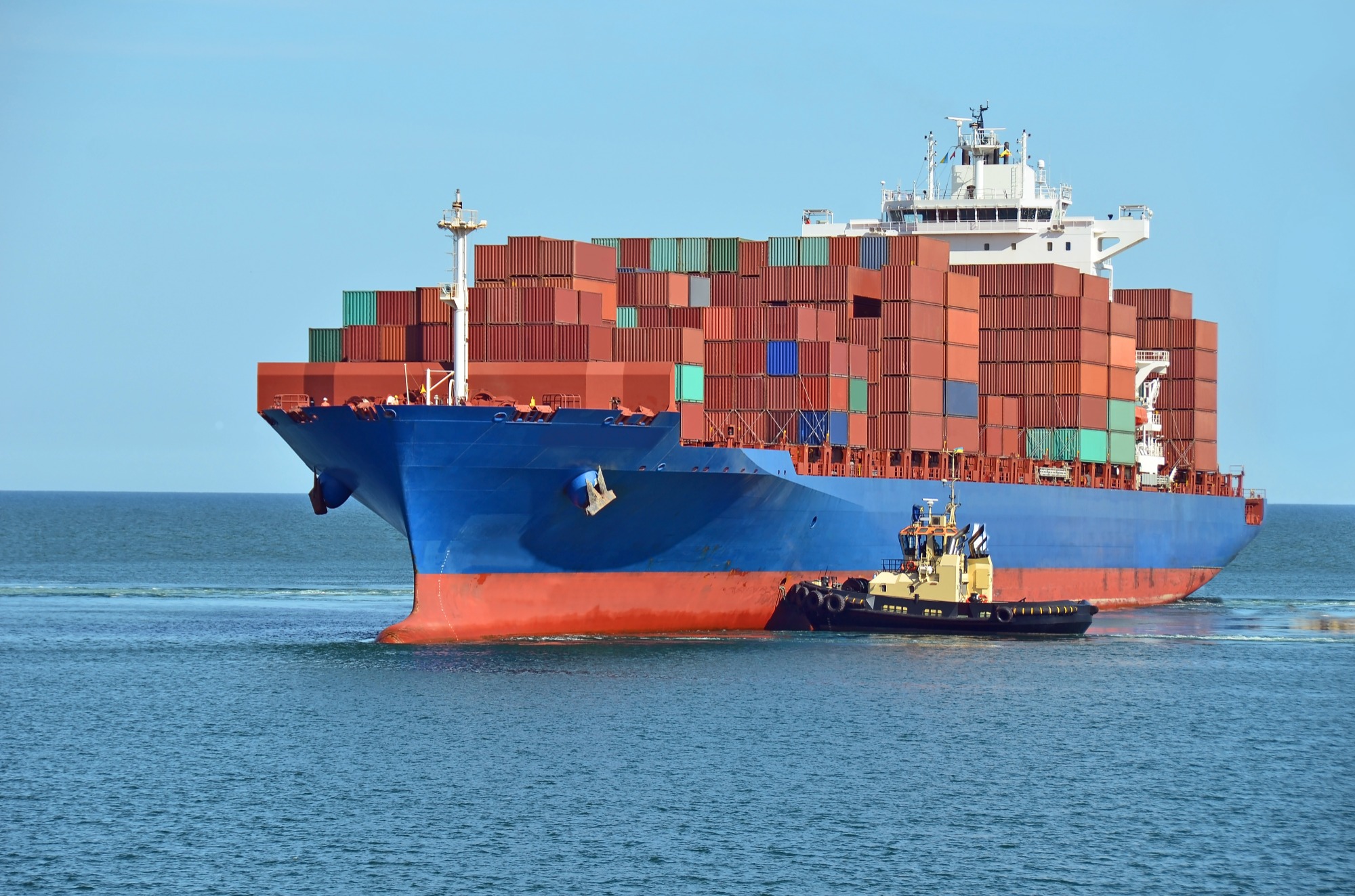 French liner giant CMA CGM inks $1bn deal for LNG dual-fuelled container ship quartet