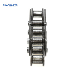 Short pitch conveyor chain with attachment