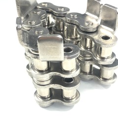 conveyor chains with special attachments