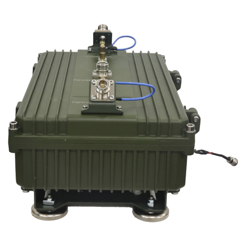 50W 433Mhz, 700Mhz, 800Mhz, 900Mhz, 1000Mhz, 2.4Ghz, FPV on-board defense Aluminum equipment Wearable Anti-Drone Drone, 45-Degree Antenna Layout