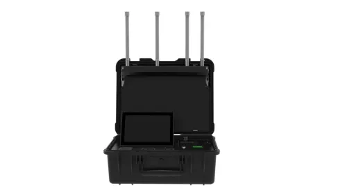 Portable FPV UAV defense monitoring equipment can locate position drone and pilot comprehensive drone detection platform VS DJI aeroscope mobile G8 G16 detect dji autel fpv mavic 900MHz 1.2GHz 2.4GHz 5.2GHz 5.8GHz