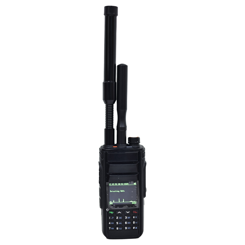 Wide Band UAV Detector 300MHz-6200MHz Two Antenna Handheld Drone Detection System Portable FPV Identify All Signal
