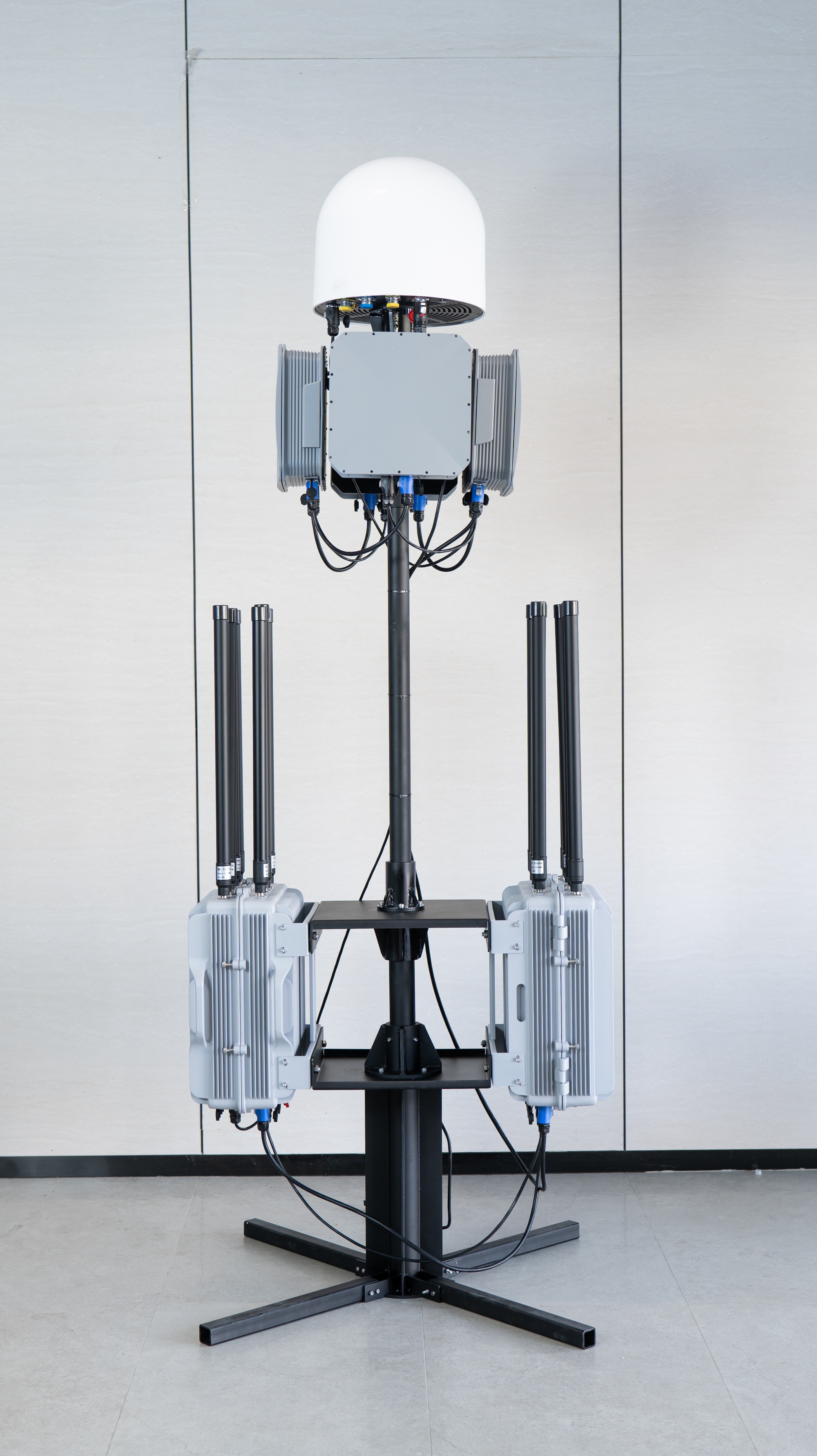 10km Anti Drone System with Uav Detection 300-6000MHz Jamming and Handheld Use Capability and Drone Detection