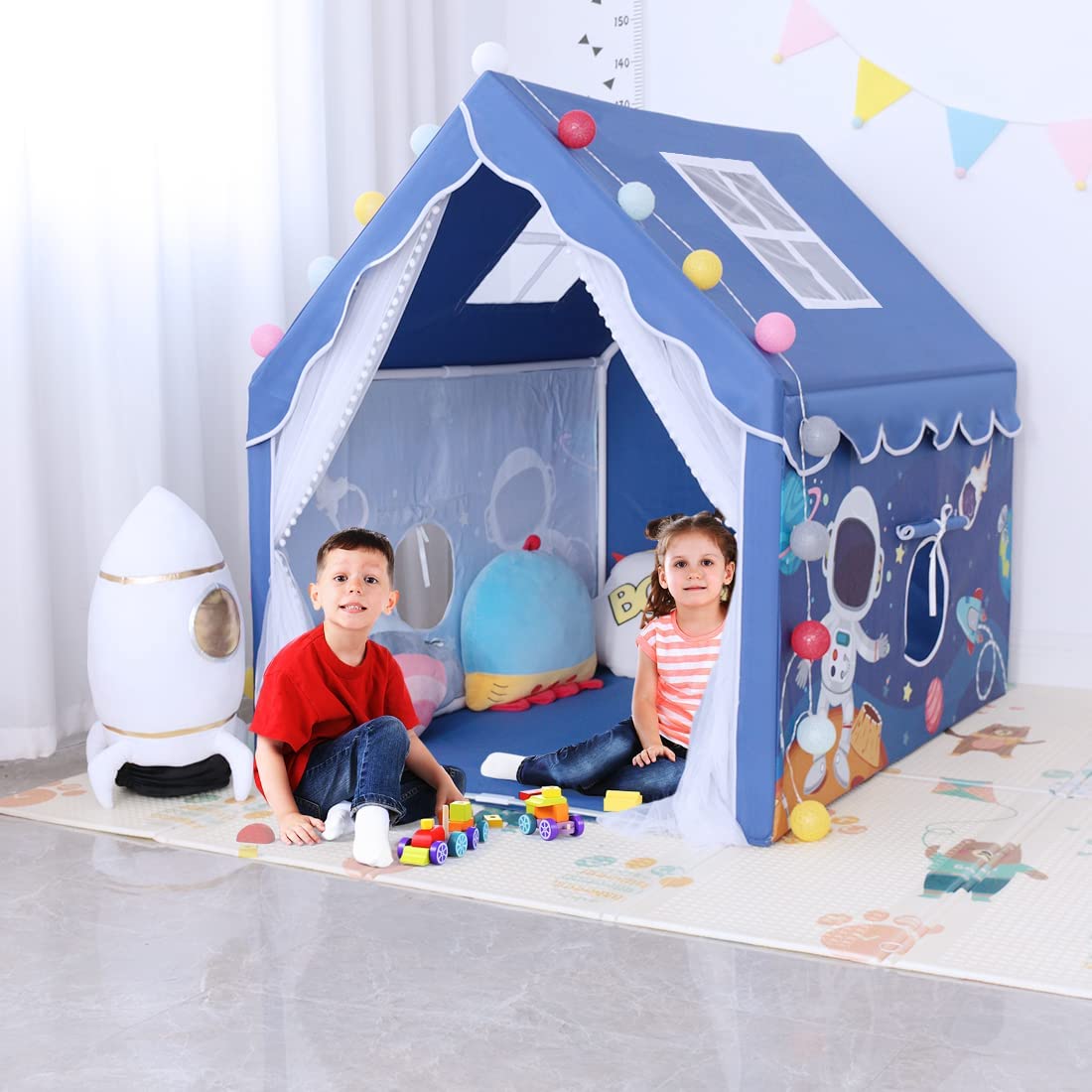 Indoor and Outdoor Playhouse Toddler Tent