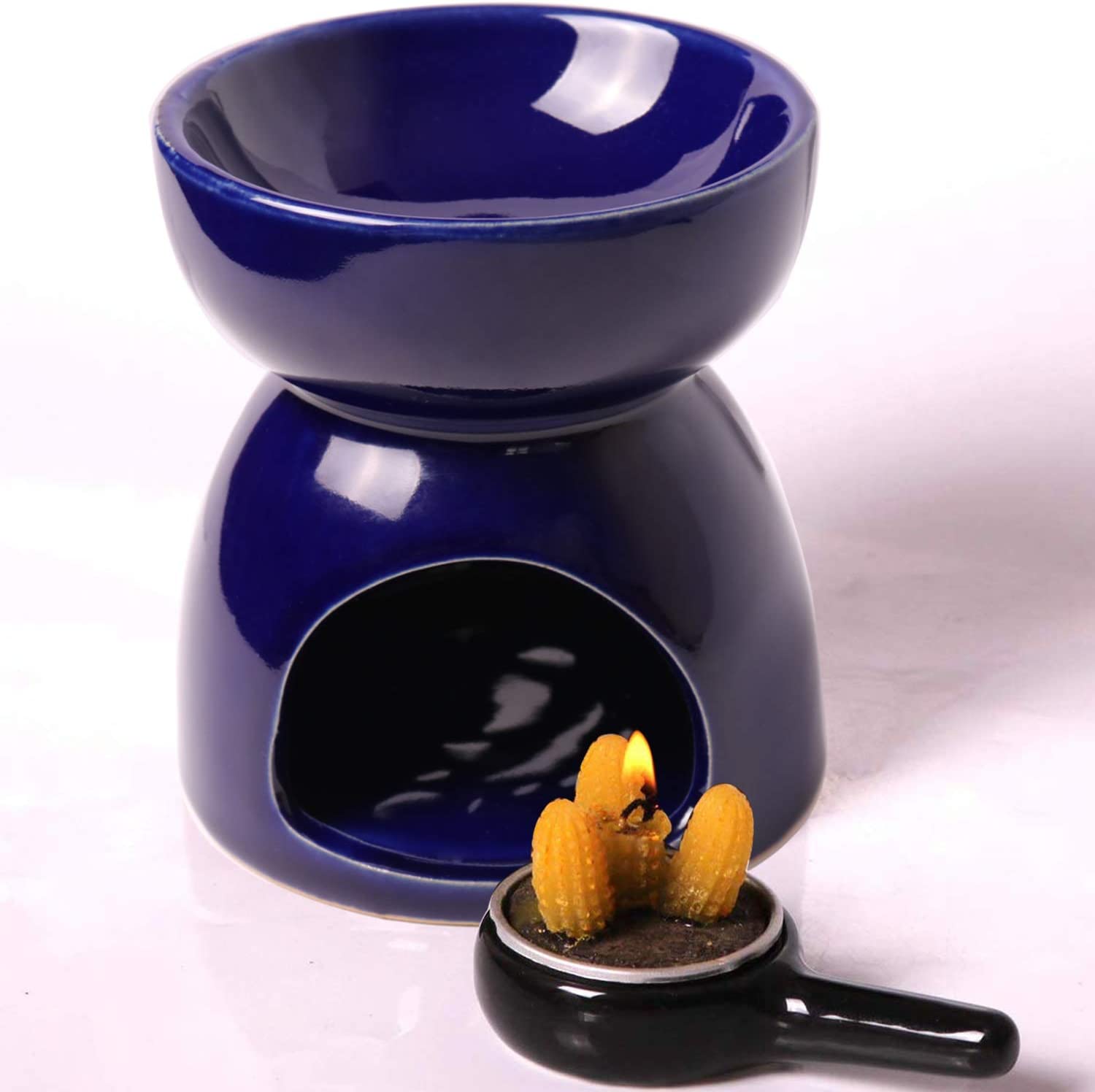 Classic Leaf Carving Blue Ceramic Essential Oil Burner