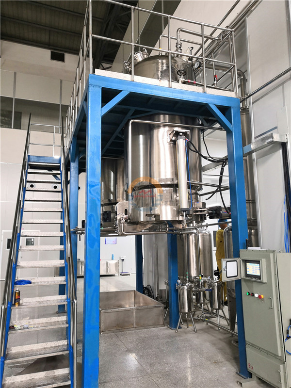 Industrial essential oil distiller 1000l 2000l 3000l 5000l rose lavender lemongrass herb flower