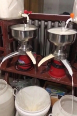 Good Price Automatic Small Scale Dairy Milk Electric Cream Separator Machine Auto Electrical Centrifugal Separators for Sale