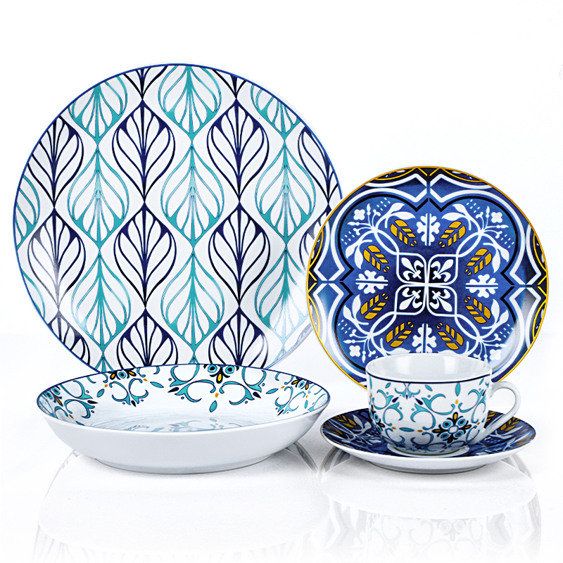 Dinner Set With Design