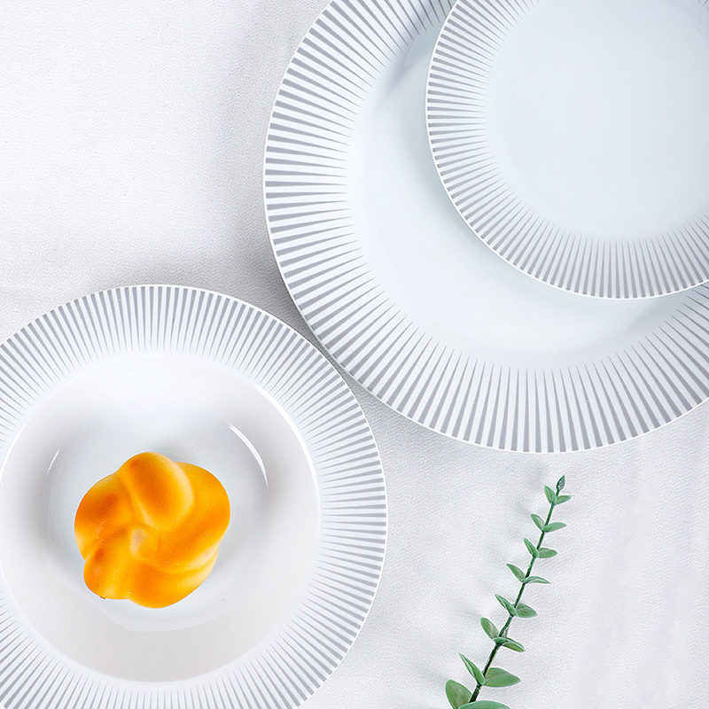 Dinner Set With Design