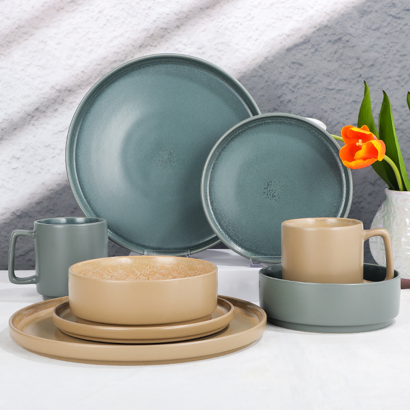 Stoneware dinner set