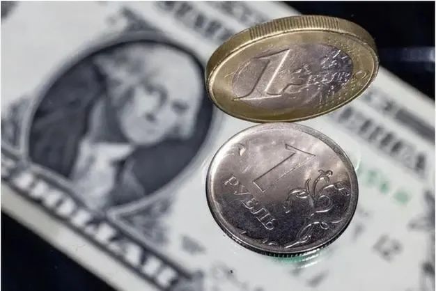 Russia's re-capital controls; Appreciation of the renminbi; India has great economic potential; South Korea's exports grew; Uae Green investment;