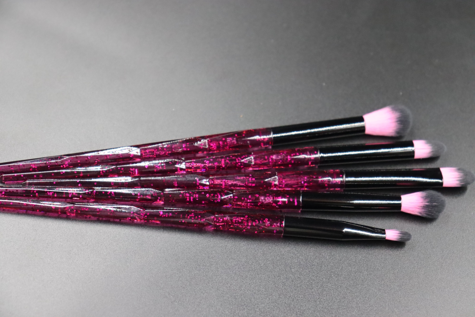 M1003 Pink crystal brush set original picture without PS