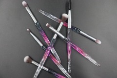 M1102 White gray fur powder black crystal handle