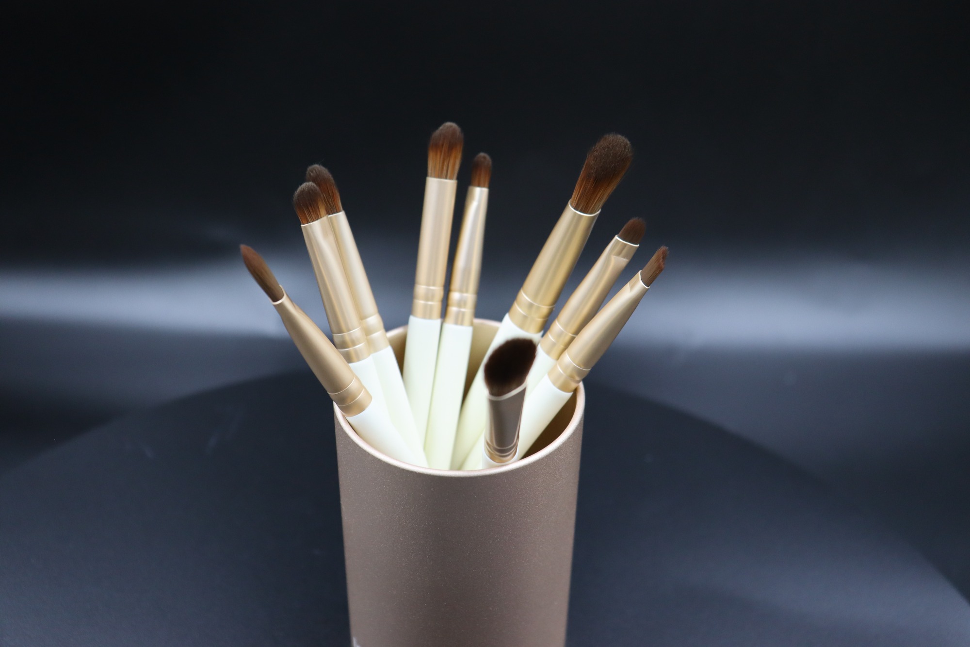 M1301 Red Brown White Handle Makeup Brush Set