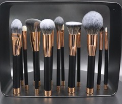 M1402 Magnetic Black Gold Makeup Brush Set