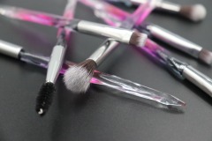 M1102 White gray fur powder black crystal handle