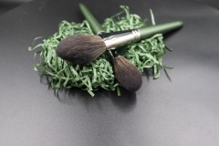 M902 Tan Hair Silver Feerules Green Handle Makeup Brush Set