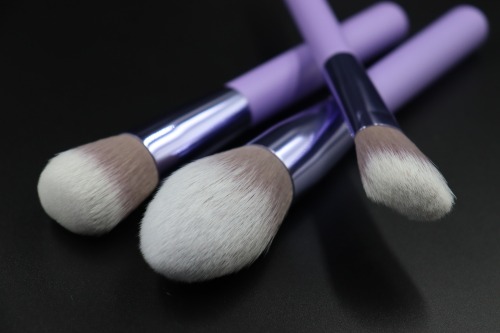 M1302 White Hair Taro Purple Handle Makeup Brush Set