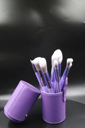 M1302 White Hair Taro Purple Handle Makeup Brush Set