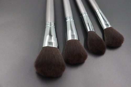 M2201 Silver Handle Makeup Artist Professional Makeup Brush Set