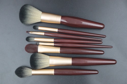 M801 White-green gradient hairy red-brown handle