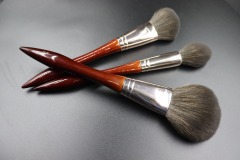 M904 Gray Gradient Hair Xiaoman Waist Maroon Handle Makeup Brush Set