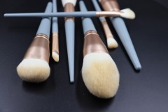 M1501 Beige Hair Sky Blue Handle Makeup Brush Set