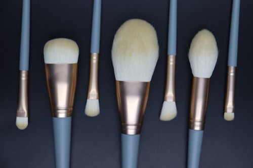 M1501 Beige Hair Sky Blue Handle Makeup Brush Set