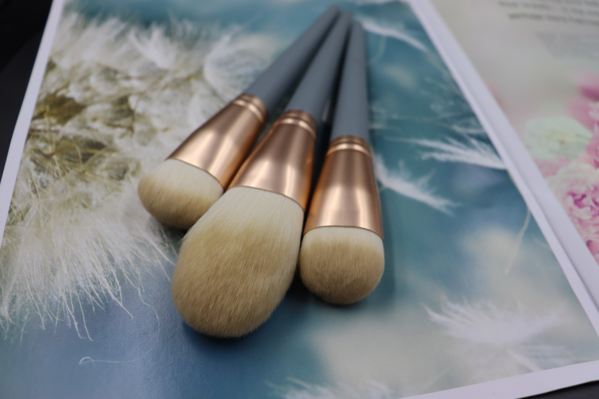 M1501 Beige Hair Sky Blue Handle Makeup Brush Set