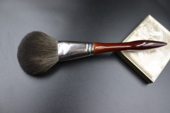 M904 Gray Gradient Hair Xiaoman Waist Maroon Handle Makeup Brush Set