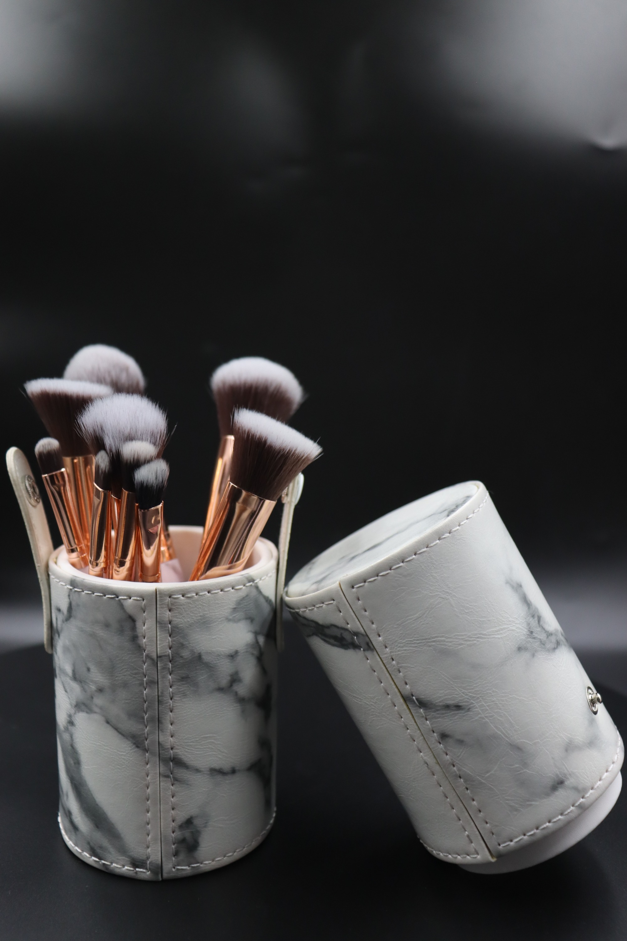 M903 Brown Gradient Hair Gold Tube Marble Plastic Handle Makeup Brush Set