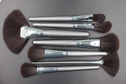 M2201 Silver Handle Makeup Artist Professional Makeup Brush Set