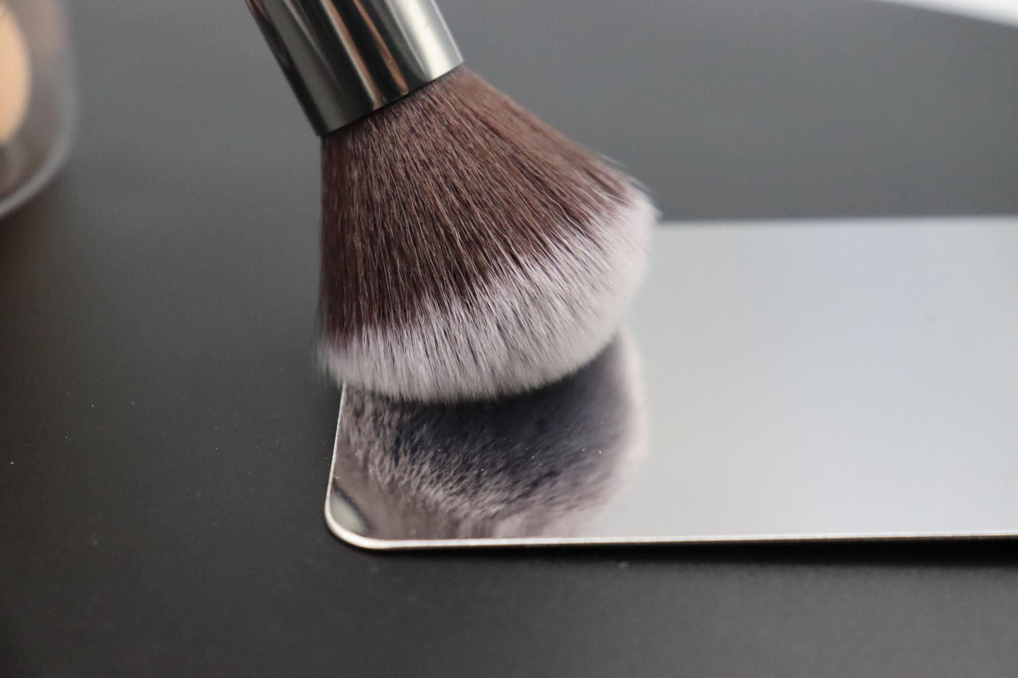 MF001 grab powder powder brush