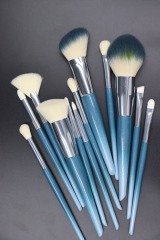 M1203 White Hair Sky Blue Gradient Handle Makeup Brush Set
