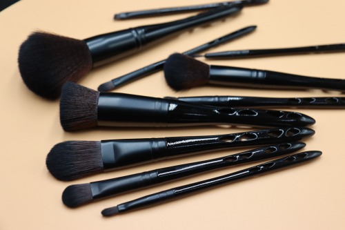 10Pcs Professional Vegan Wholesale Custom Logo Makeup Brush Manufacturer Luxury Label Black Makeup Brushes